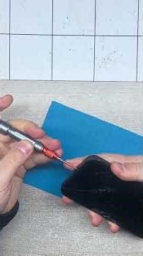 Un compositeur et guitariste de Flamenco 💃🎸 veut réparer l’écran de l’iPhone 12 de son fils 📱👦