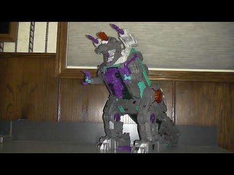 STICKER VIDEO TUTORIAL ON TRANSFORMERS TITANS RETURN TRYPTICON