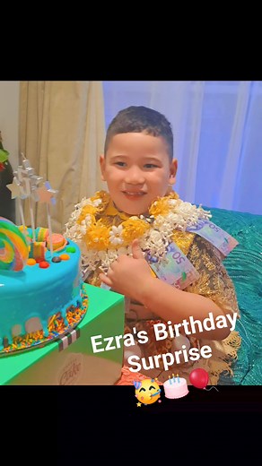 Ezra's uncle Lolo A Halaevalu Aotearoa, wife Mele and cousins Tuna, Mia and Ami and rest of family surprise b'day 🥳♥️🙏 Ezra was too 😊 😍🥳 | Edward Ezra