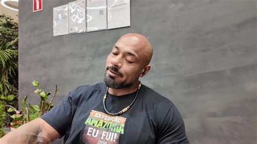 17K views · 511 reactions | O QUE SERÁ QUE ELE COMPROU? #balestrin #rasmussem #humor #academia #banheiro | Dom Cariani | Facebook