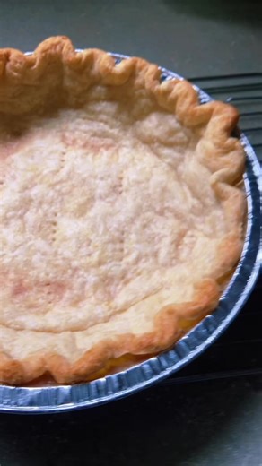 Blind Baking a Pie Crust Tutorial