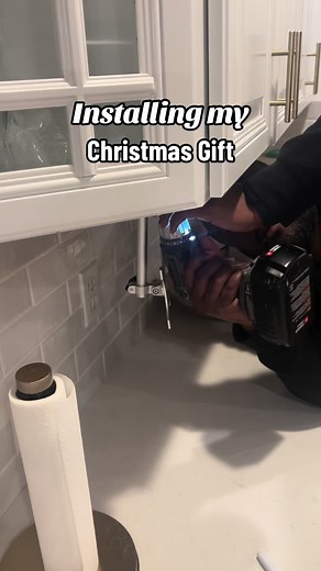 Finally getting the Echo Show 15 installed. Anyone have it? How do you like it? #echoshow15 #tech @Alexa