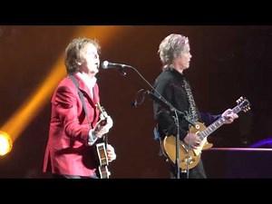 Paul McCartney Hello Goodbye Live Montreal 2011 HD 1080P
