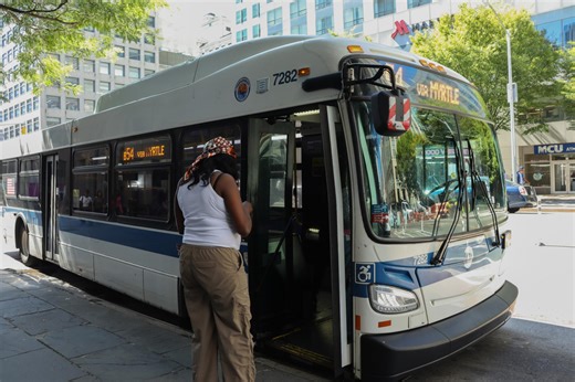 Mind the gap: The commuter student experience - Washington Square News