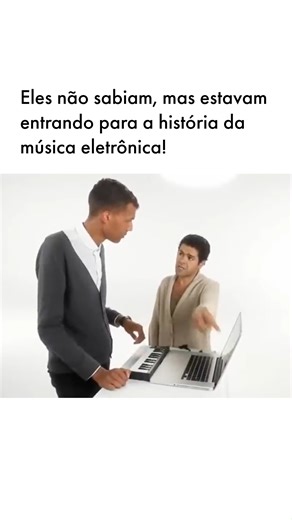 Cifras on Instagram: ""Se você produz música ou apenas ama um bom beat, esse vídeo é obrigatório. 🎹 O Stromae mostrando o making of de 'Alors on Danse' é a prova de que a genialidade mora na simplicidade. Com um software básico e muita criatividade, ele criou um hino que ressoa até hoje nas pistas e no TikTok. O que mais te impressiona nesse processo dele?"