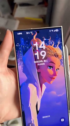 #firstlook #mobileunboxing #gadget #newphone #smartphone #tech #unboxingvideo