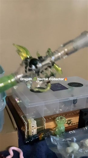 Dragon 🐉 Nectar Collector. Royal Jelly- Slim Green- Ion Green Uv 14mm | Bryan Williams Glassblowing