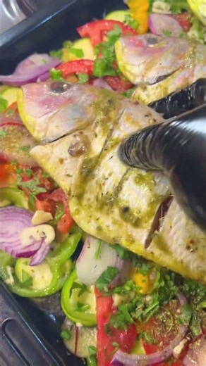 JUICY PINK PERCH WITH SEASONAL VEGGIES | #shorts #viral #foodie #food #seafood