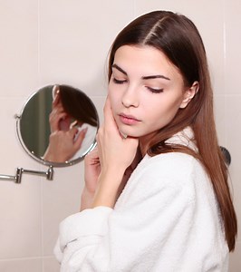 9 Best Lighted Wall-Mounted Makeup Mirrors, Makeup Artist's Picks