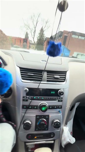 2010 Chevy Malibu oil life reset. Works on older and newer models as well. #chevy #mechanic #malibu