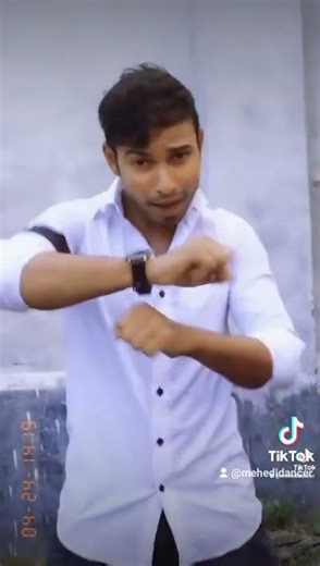 dans by Mehedi hinde song #foryou #dance #pablic #youtubeshorts #foryou #vairalvideo