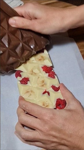 3-Ingredient Vegan White Chocolate Fruit Bites | No Bake, Dairy-Free, Gluten-Free 🤍✨