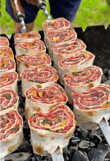 Шашлык из лаваша: простой и вкусный рецепт