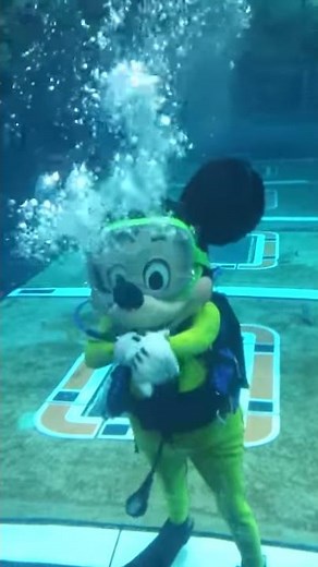 Diver Mickey Mouse