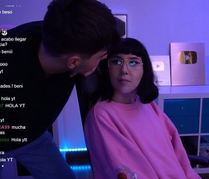 lucía 🍭 on Instagram: "100k ✨ ty mininos 😻"