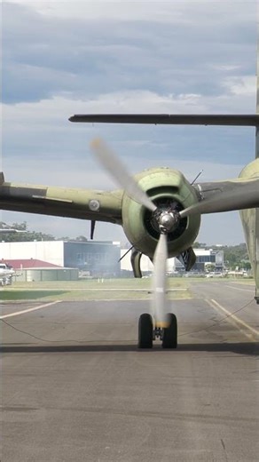 De Havilland DHC-4 Caribou engine start #aircraft #planes #aviation #airplane