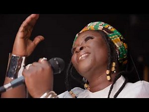 Esther Smith - Yesu Meda Wase (Visualizer)