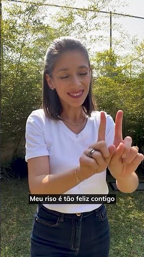 Sinalizando Músicas em LIBRAS Juntos 🤟💜| Débora Libras