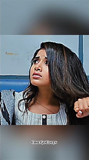 😈 “Train Me Heroine Ko Pareshaan Karta Hero 😳🔥 | Unexpected Love Moment 💔🚆 #shorts”