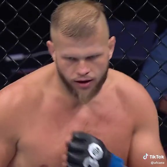 Tom Aspinall vs Marcin Tybura - Main Event UFC Fight