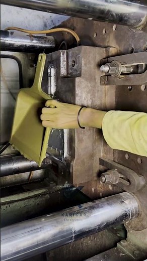 From Plastic to Dust Pan | Factory Process