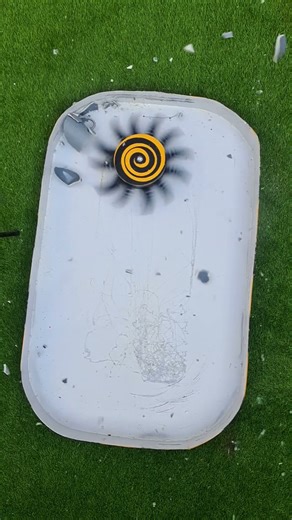 10KG metal spinner vs ceramic mugs inside RUMBLER ARENA.