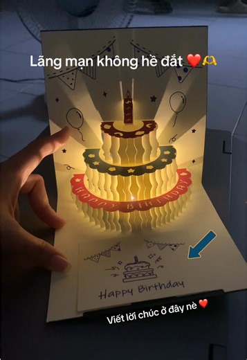 1 chiếc thiệp đáng iu dành cho người ấyyy 🥰💕🎂#sinhnhat #chucmungsinhnhat #gift #thiep