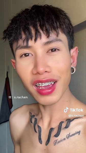 ฟ้อนใส่โลด😏 #อย่าได้แคร์ #ฟีดดดシ