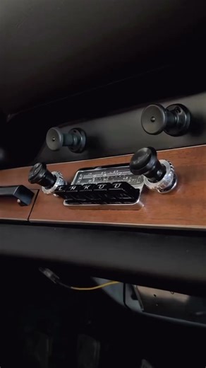 1.1K views · 132 reactions | Rate this Classic 911 1965 Porsche 911, Such a fantastic example and that colour  there is no substitute  #Porsche911 #Early911  @gaudinporschelv ——————————————  #PorscheCommunity #Porsche911uk #️⃣ #911uk #Porsche75 #91160 ——————————————  All rights and credits reserved to the respective owner(s) #PorscheClassic #PorscheVideo #PorscheReel | Porsche 911UK | Facebook