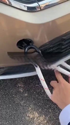 This is the correct way to tie the trailer after I broke down ten cars #cars #automotive #driving #drivingskills #drivingtips #drivinglessons #fbreels #fbreelsvideo #fyp #foryou #aestheticvibes | Aesthetic Vibes