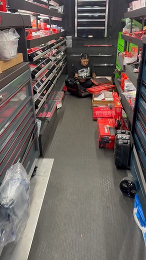 BENCHMADE MINI FREAK - Free Manny!!! | Snaponmadness