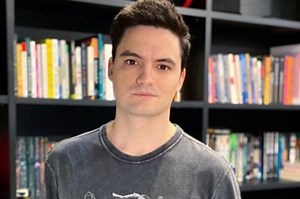 Felipe Neto faz live para explicar indiciamento pela Polícia Civil; assista