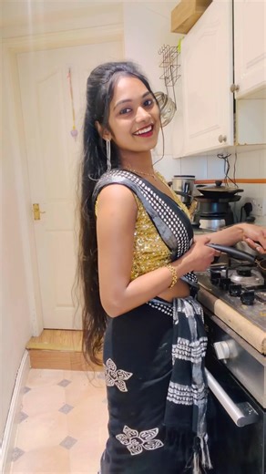 🥰❤️ #yaarindhasaalaioram #shorts #fyp #romance #tamilsong #views_viral_video_subscribers_grow #love