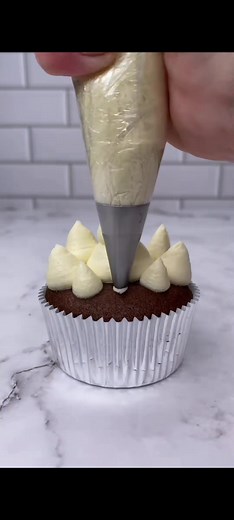 11 reactions | Who ya gonna  …  #cupcake #halloweencupcakes #ghostbusters #spookyszn #cakeart | Cupcake SB12 | Facebook