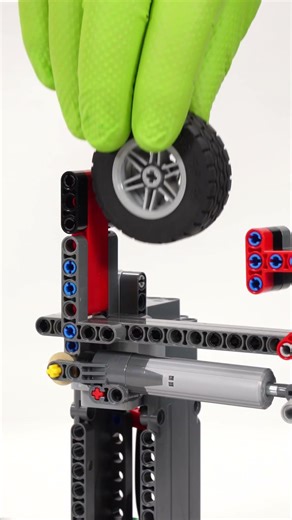 How does a four-bar linkage work? #legotechnic #linkage