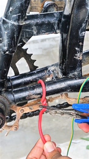 Saurabh Yadav on Instagram: "How to make cycle brake light #cyclelight #brakelight"