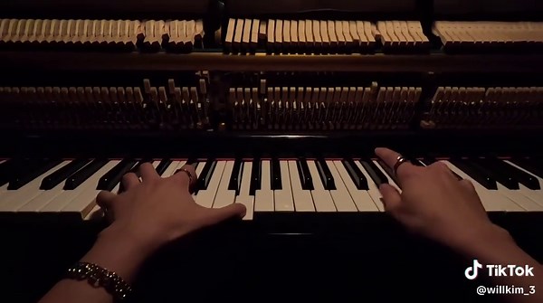 Only By Lee Hi: Beautiful Piano Cover Tutorial