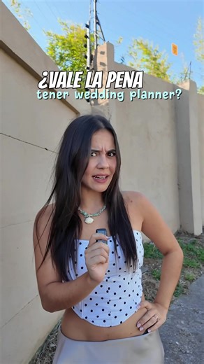 Tener wedding planner cambia TODO 😍 Las chicas llegan con ideas, soluciones, proveedores, listas para todo. Hay demasiadas cosas que uno no piensa, demasiados detalles, demasiadas decisiones y honestamente siento que sin las chicas de PLAN IT nosotros no hubiésemos podido tener la boda de nuestros sueños. Más allá de que son demasiado cargas en lo que hacen, fueron un amor con nosotros durante todo el proceso🥹 Gracias chicas @PlanIt_Eventos&Bodas 🤍 #boda #matrimonio