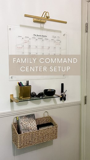 Lela | Organized-ish on Instagram: "Do you have a command center in your house? If you’ve been planning on adding one, here are three tips for customizing it so it works for you: 1. Add a calendar so the whole family is on the same page about what’s going on that month. 2. Decide what needs to be stored in your command center and add storage based on those needs. Don’t worry about what other people use or keep in their own command center because we all live different lives and need different thi