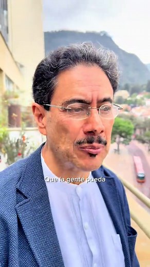 ❤️Yo quiero mucho a Bogotá. La quiero justa, que no haya pobreza y que no haya violencia. ¡Me la juego por Bogotá! 🫰✨ #tendencia #bogotá #ivancepeda #ivancepedapresidente #foryoupage