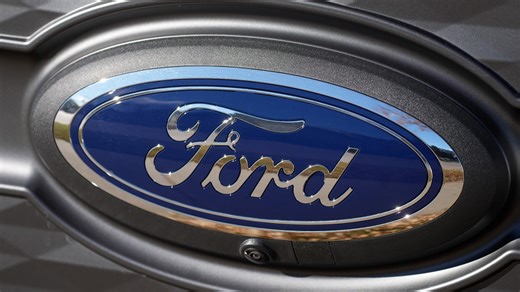 Ford recalls nearly 42K F250 and F350 Super Duty trucks over concern with rear axle shaft