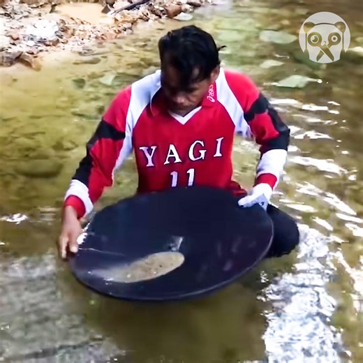 Mining gold from amazon river gravel | Genius Panda