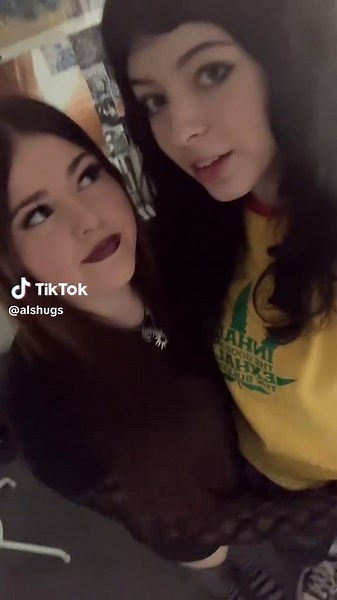 The Most Awkward Couple Moments You Need to See