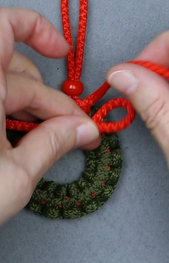 Macrame School on Instagram: "Easy Macrame Christmas Ornaments (DIY) Tutorial available on my YoutTube channel: "Macrame School". . . . . . . . . . . ______________________________ #diy #christmastreedecorating #christmasornaments #rope #chritmasdecorations #christmaswreath #christmastreeornament #christmascrafts #diyideas #ornaments #macrameornament #macramedecor #macramewallhanging #macrameschool #fiberart #fiberarts #homedecor #makramee #makrame #makrome #macramelove #macrame #macramé #bohode