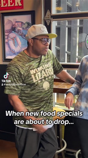 6.5K views · 33 reactions | Any guesses? #doyouknowsomething #winkinglizard #lizardnation | Winking Lizard Tavern | Facebook