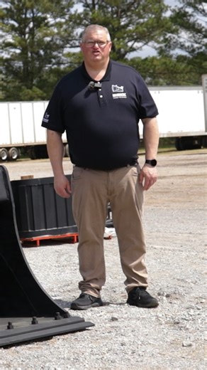 Here are the key specs and features of our 20-25 ton grading buckets! 💪🔥 #excavatorattachments #facebookreel #construction #excavator #landscapers | Rhinox Group US