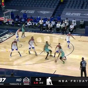 LaMelo step-back three over Lonzo 👌 | ESPN Australia / NZ