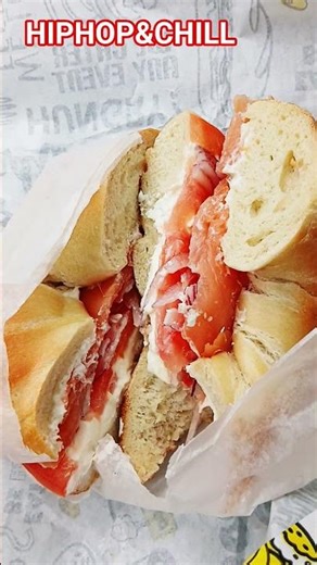 This Is What a REAL New York Bagel Looks Like! #nyc #nyceats #newyork #newyorkfood #foodshorts #fyp