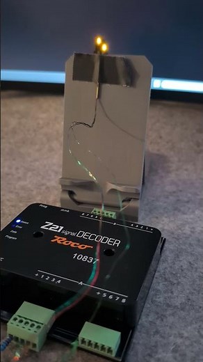 PRR Dwarf Signal - Roco Z21 Signal Decoder