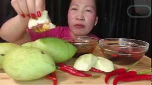 119K views · 2K reactions | Manggang maasim Nakakapaglaway na mukbang  Tag na Kung sino gusto mong idamay.朗 | Raw & Cook Food Asmr | Facebook